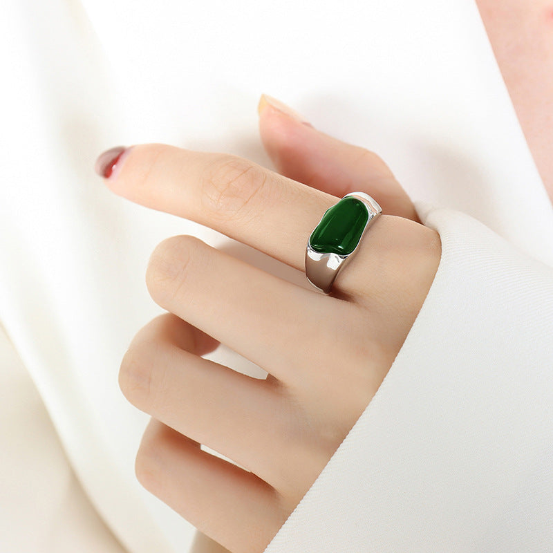 18K gold irregular emerald ring – Silver finish, irregular emerald gemstone inlay, titanium steel with PVD gold plating, MINIMAL