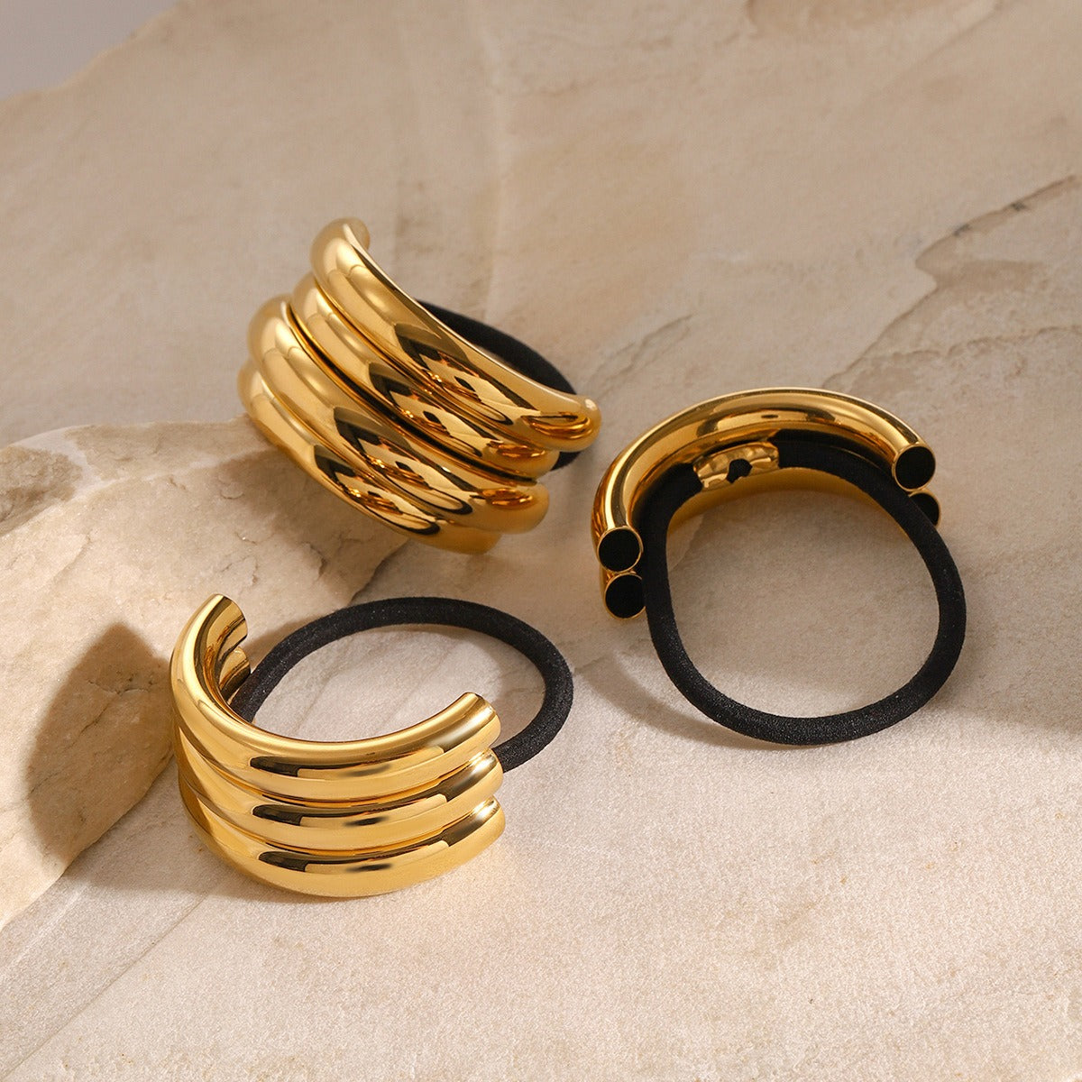 8K gold multi-layer C-shaped hair clip, architectural 3D effect, MINIMAL
