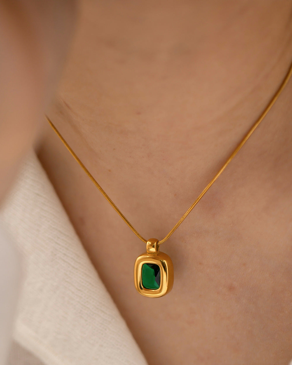 18K gold green zircon pendant necklace, elliptical green zircon on delicate bead chain, titanium steel with PVD gold plating, MINIMAL