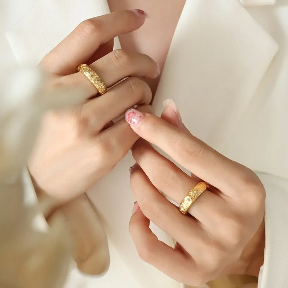 Titanium Steel Inlaid Zircon Embossed Ring - Premium Minimalist Jewelry - MINIMAL