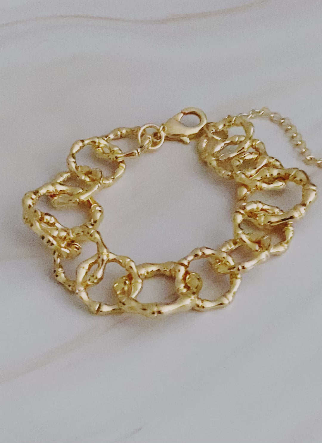 Artfully Linked Chain Bracelet