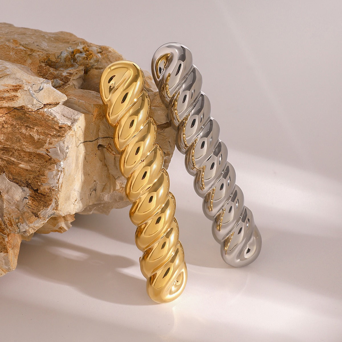 Gold: 18K gold rope-pattern long strip hair clip – Silver and Gold finish, titanium steel with PVD gold plating, MINIMAL