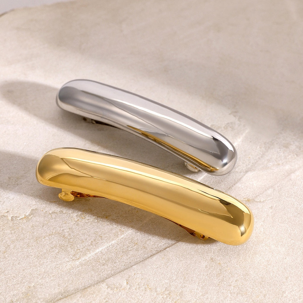 18K gold oval geometric hair pin worn in hair, minimalist single-line design, MINIMAL
