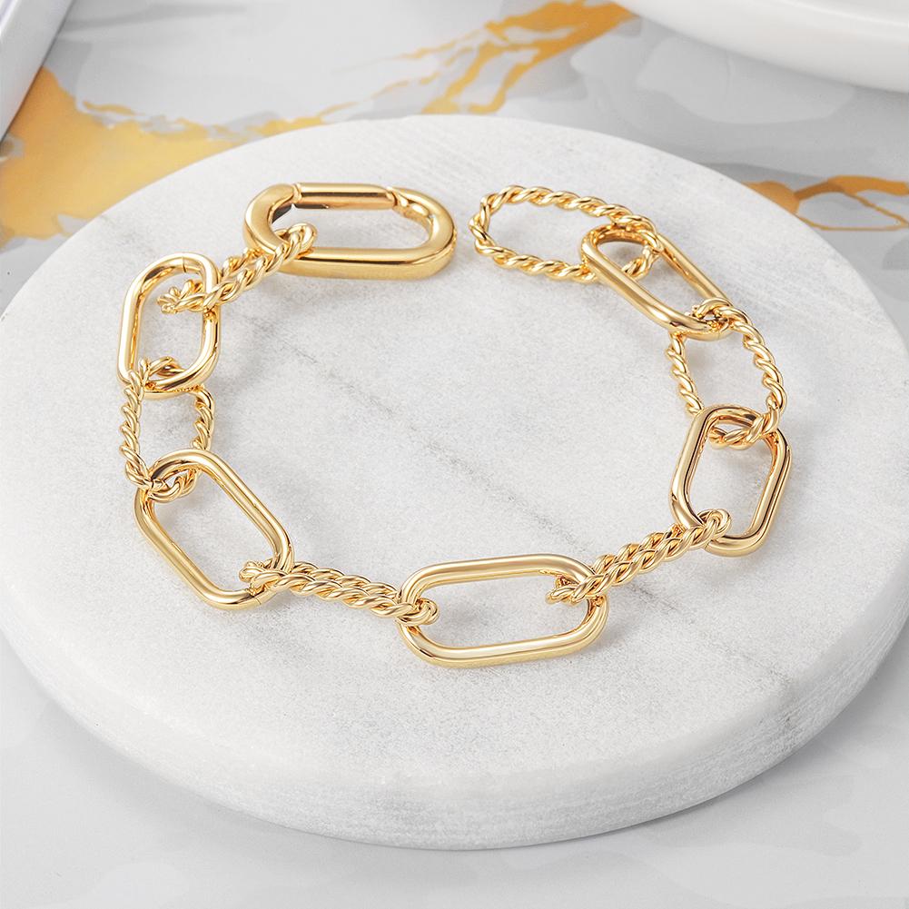 THREADER INTERLOCKING BRACELET