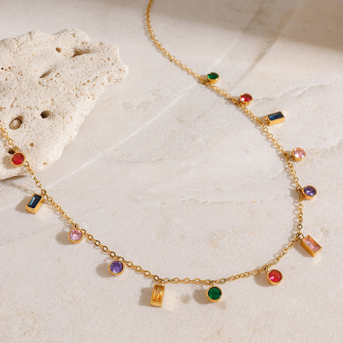 18K gold geometric gemstone pendant necklace, round and square zircon stones in alternating arrangement, titanium steel with PVD gold plating, MINIMAL