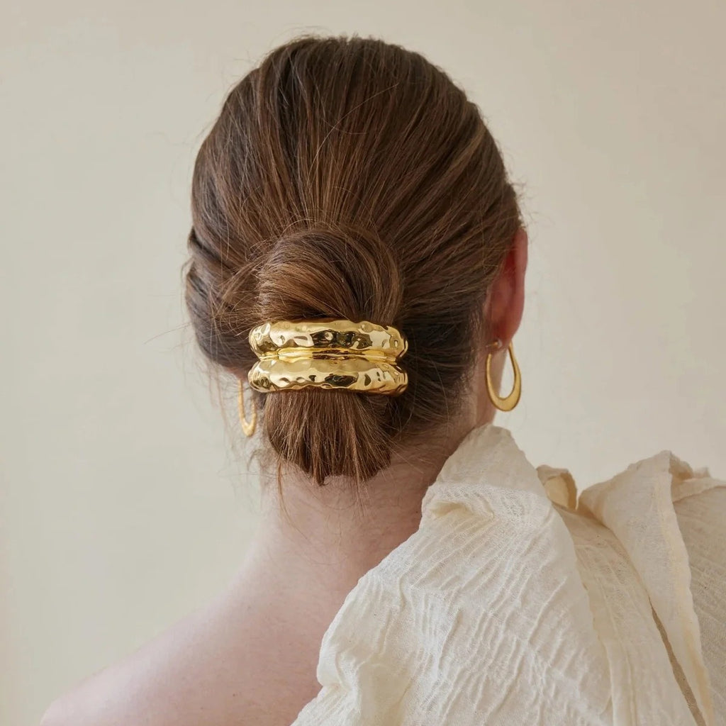 18K gold double-layer textured hair clip – Gold finish, titanium steel with PVD gold plating, MINIMAL
