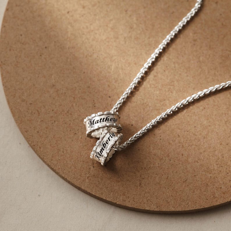 Dad Necklace With Kids Names, Gift for Father's Day.