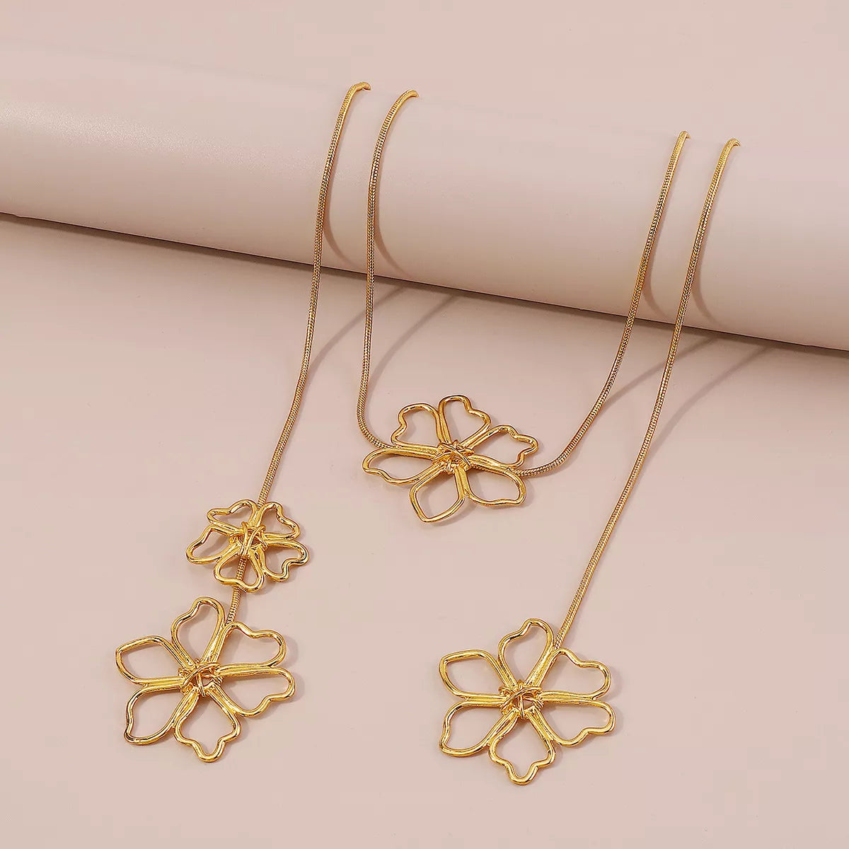 18K gold flower pendant necklace, floral design on long 65cm chain, gold-plated alloy, MINIMAL